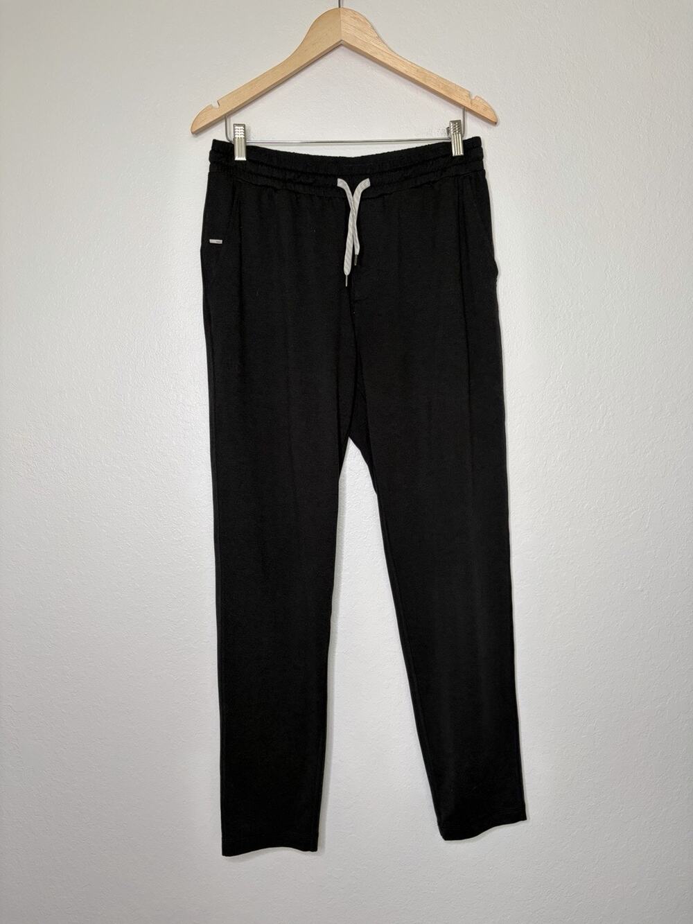 Vuori Dark Gray Ponte Performance Pant Men’s Size Large Dreamknit Athleisure